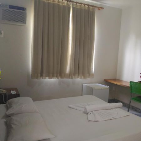 Hotel Pinheiros Chonim de Baixo Exterior foto