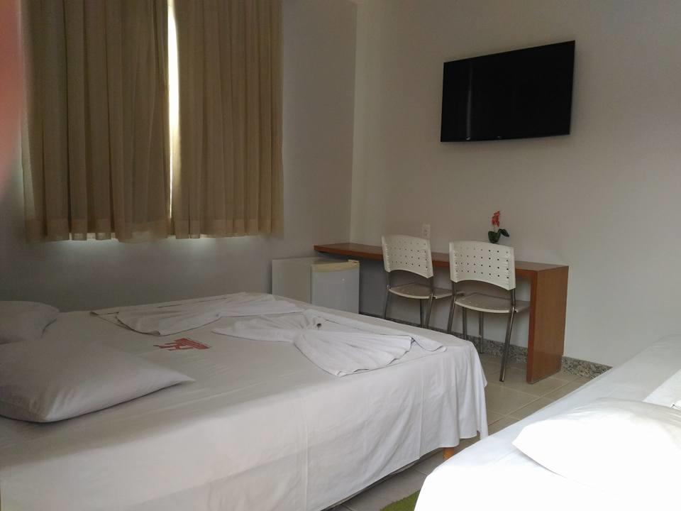 Hotel Pinheiros Chonim de Baixo Exterior foto