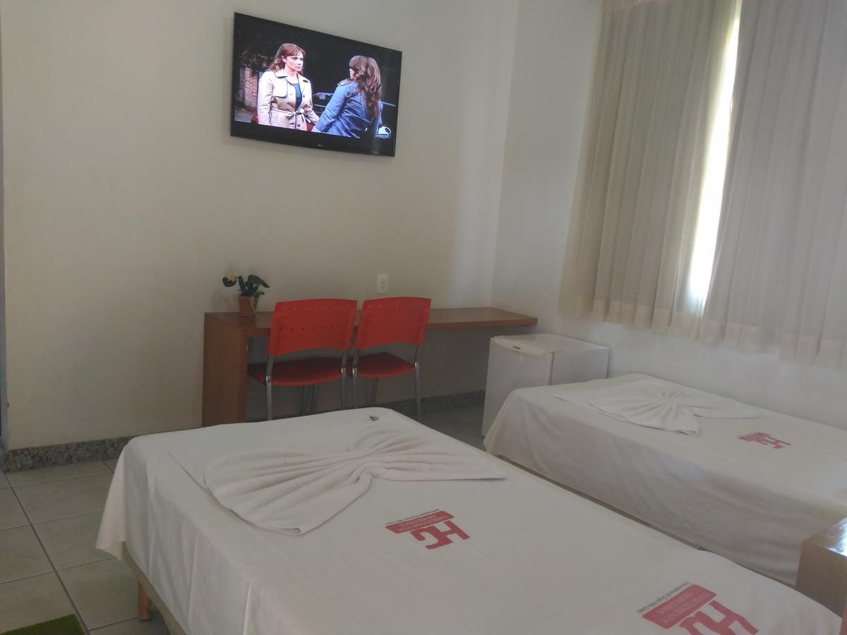 Hotel Pinheiros Chonim de Baixo Exterior foto