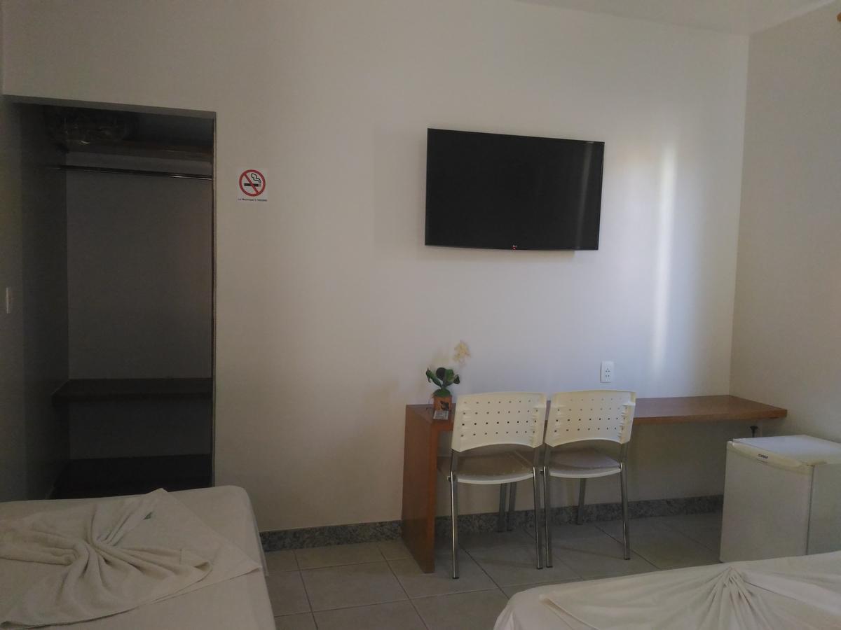 Hotel Pinheiros Chonim de Baixo Exterior foto